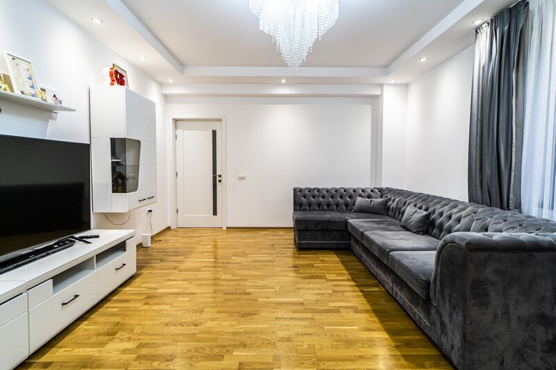 DRAGOMIRESTI VALE CASA 5 CAMERE, utilitati, drum asfaltat, COMISION 0%